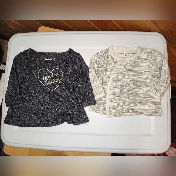 Bundle of 7 coats/shirts/onesies for 3 month baby girl - Picture 4 of 9